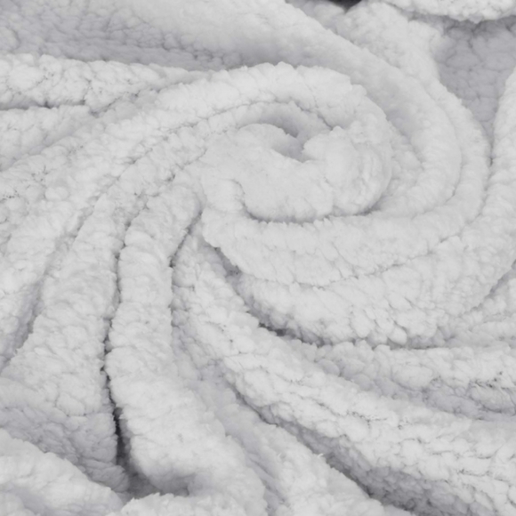 Sherpa fleece Queen size blankets / throws - Picture 3 of 5